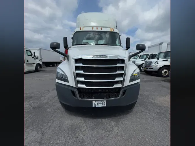 2021 FREIGHTLINER NEW CASCADIA PX12664