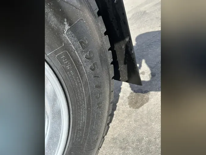 2021 Peterbilt 579