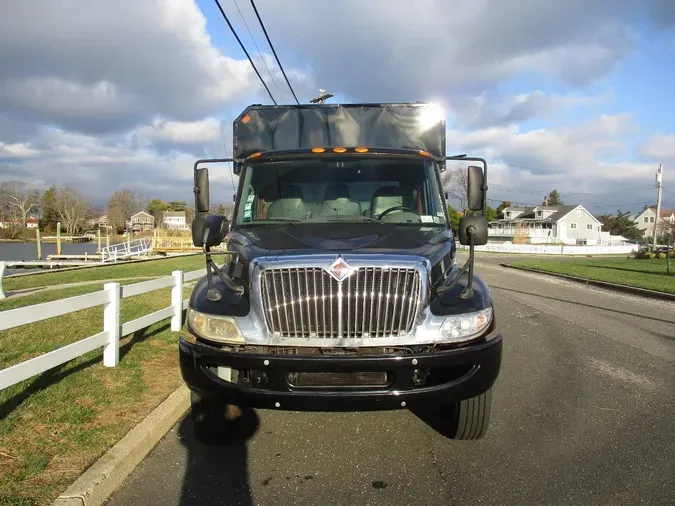 2014 INTERNATIONAL 4300