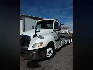 2018 NAVISTAR INTERNATIONAL LT625 DAYCAB T/A