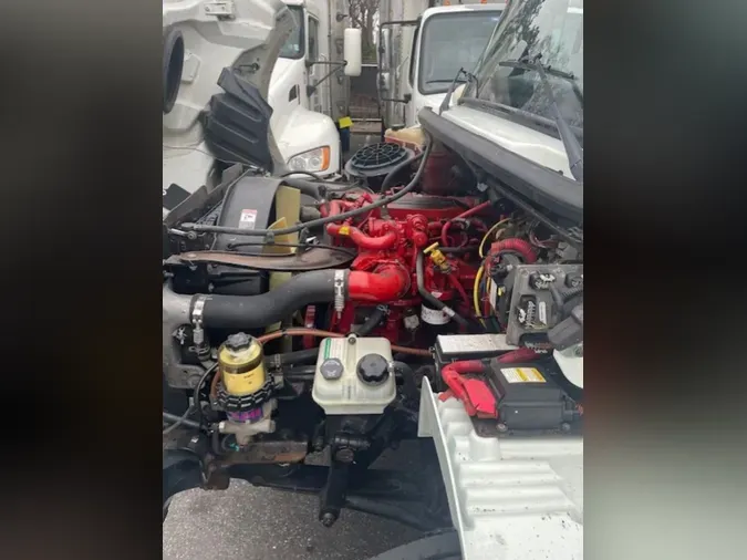 2019 FREIGHTLINER/MERCEDES M2 106