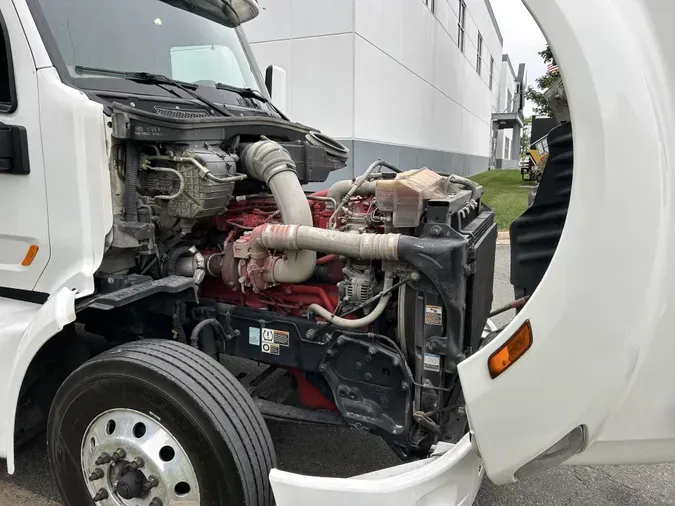 2022 Peterbilt 579