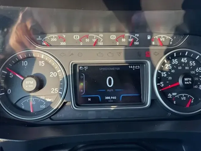 2021 International LT625