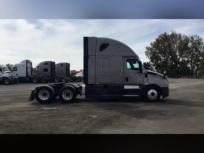 2023 Freightliner Cascadia 126d35f491ec2868f6e13605561db707c74