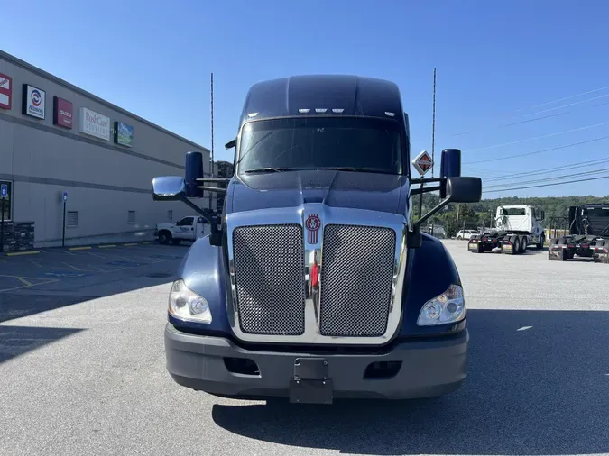 2022 Kenworth T680