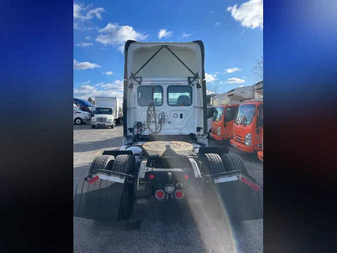 2019 FREIGHTLINER/MERCEDES NEW CASCADIA 116