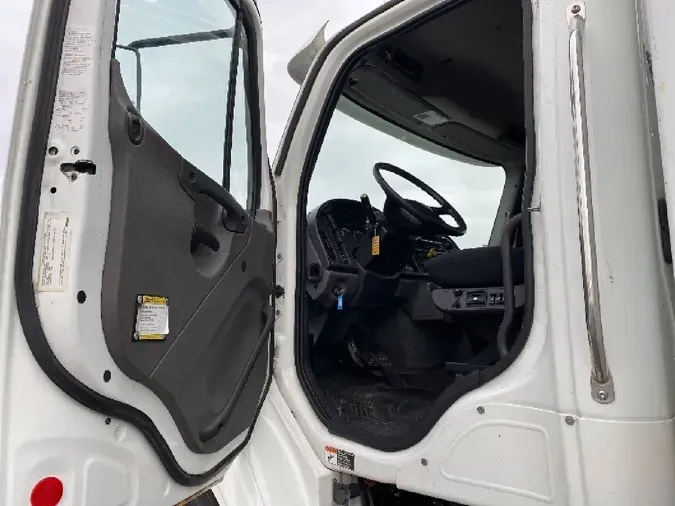 2019 FREIGHTLINER M2