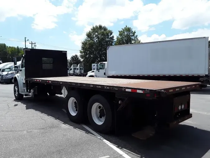 2018 FREIGHTLINER M2 106