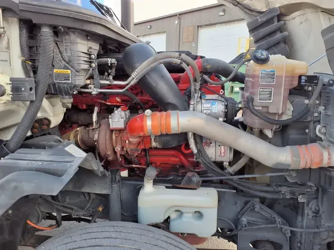 2019 NAVISTAR INTERNATIONAL LT625 DAYCAB T/A