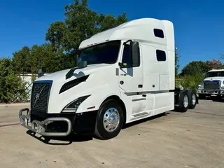 2019 VOLVO VNL64T760