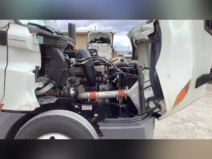 2022 Freightliner Cascadia 126d3711e95105d91e50037b1ba996ecdb9