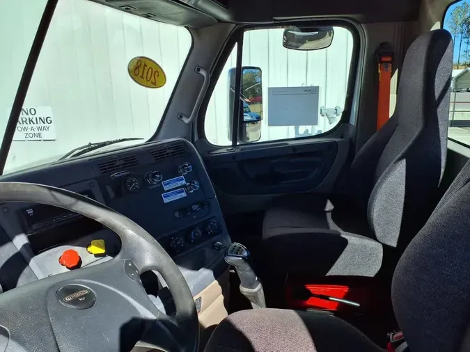 2018 FREIGHTLINER/MERCEDES CASCADIA 125d3741786a84808b288ea52f2e292274f