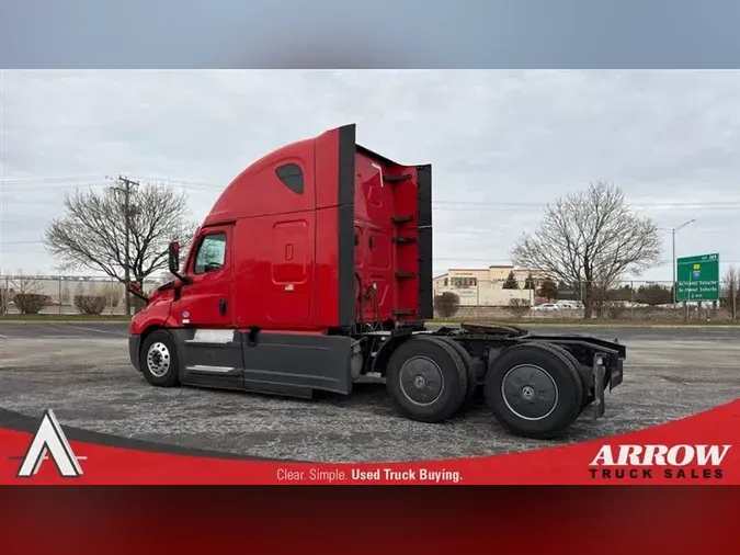 2023 FREIGHTLINER CA126