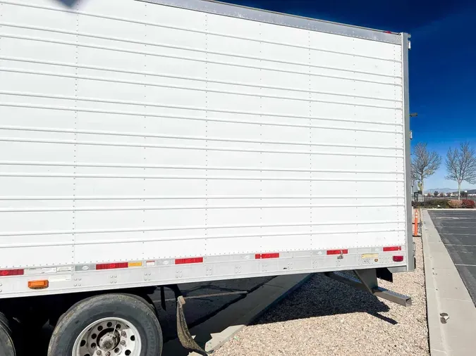 2015 UTILITY VS2RAd3764fc51c8d22b840cf693f2455d9a3