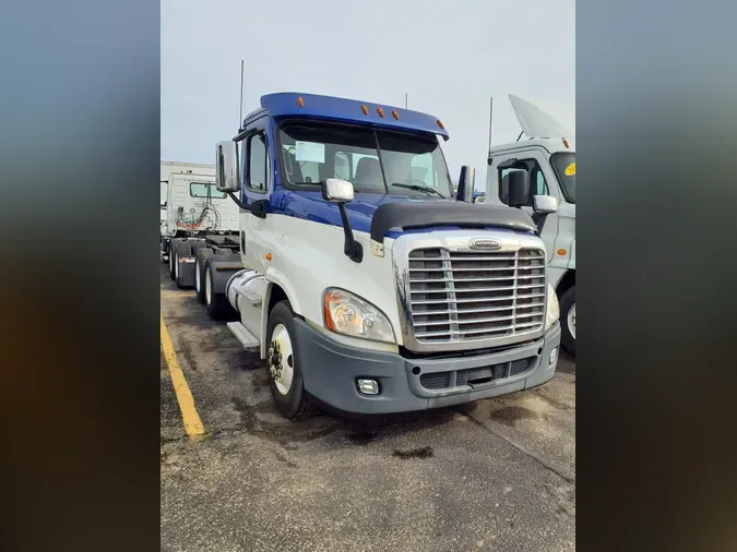 2019 FREIGHTLINER/MERCEDES CASCADIA 125