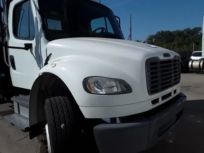 2017 FREIGHTLINER M2 106d379cc2f1d384858793e92a2fed061aa
