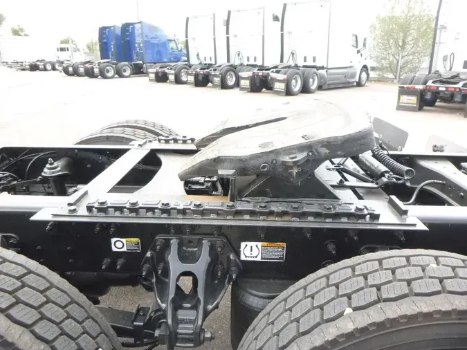 2023 Peterbilt 579