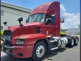 2019 MACK TRUCKS, INC. ANTHEM 64T