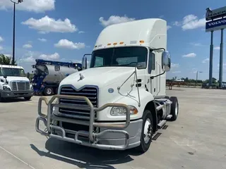 2014 MACK CXU612