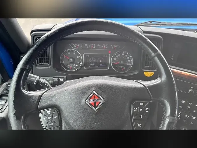 2020 INTERNATIONAL LT