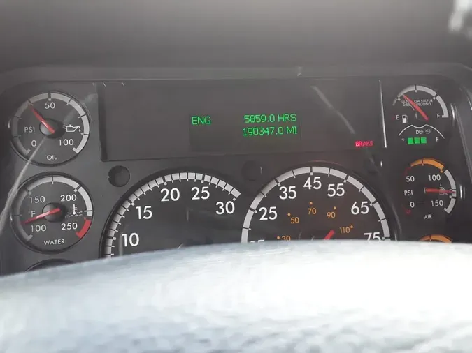 2019 FREIGHTLINER/MERCEDES M2 106