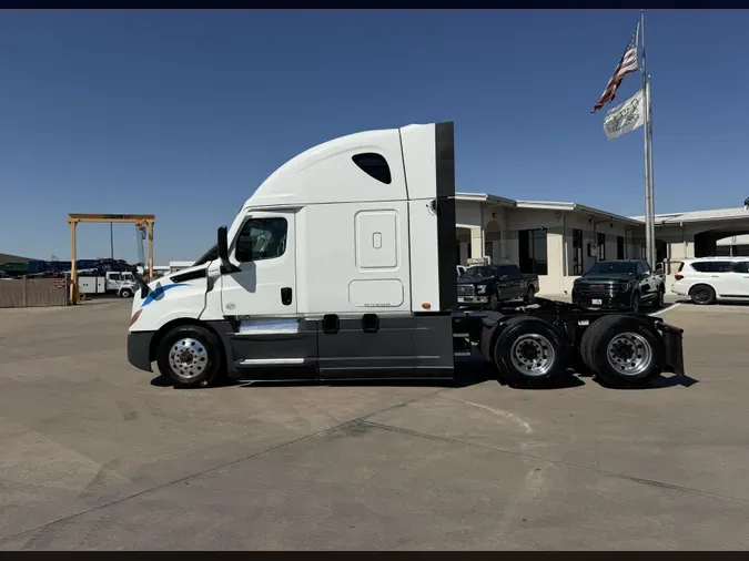 2021 Freightliner Cascadia