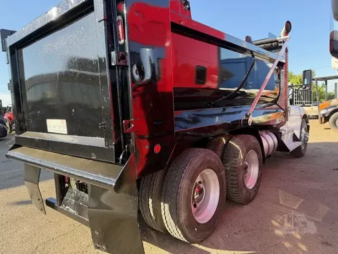 2020 KENWORTH T370