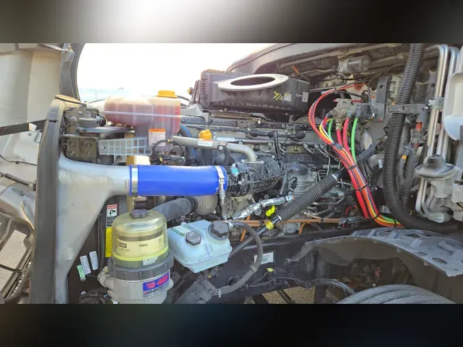 2024 Freightliner Cascadia 126d396c92b43346124a795e0bb23c681bf