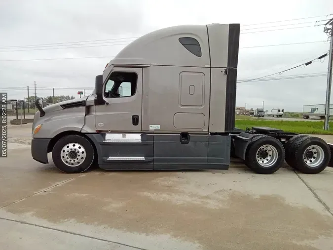 2021 Freightliner Cascadia