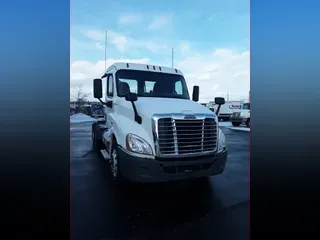 2018 FREIGHTLINER/MERCEDES CASCADIA 125