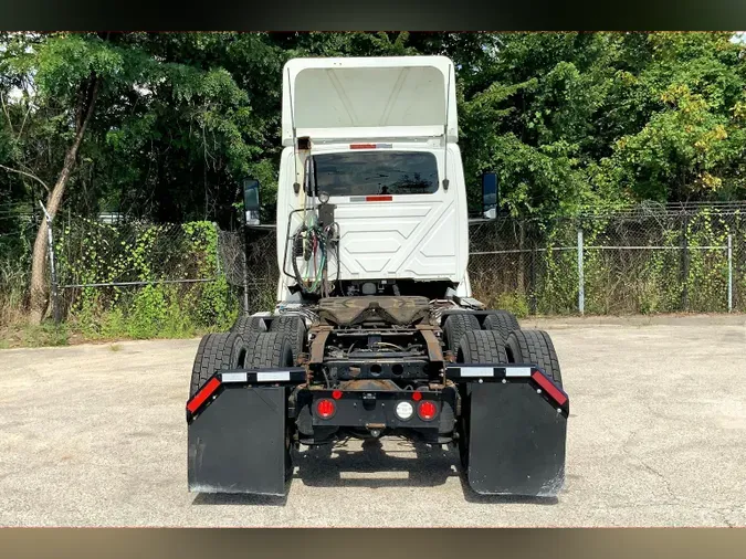 2019 INT LT625 6x4