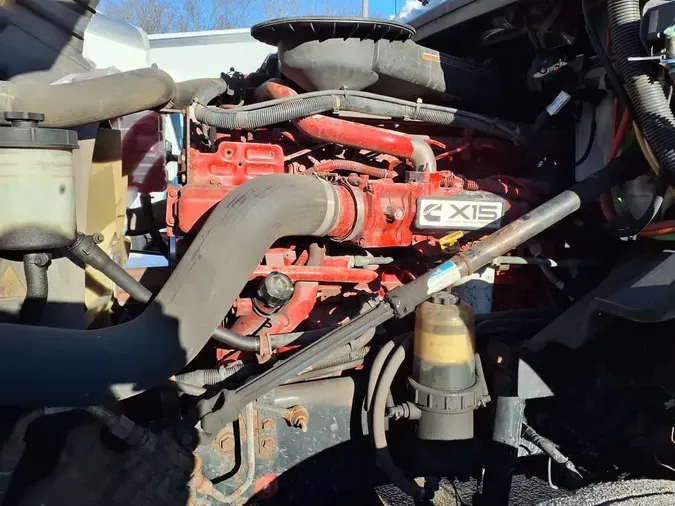 2019 NAVISTAR INTERNATIONAL LT625 DAYCAB T/A