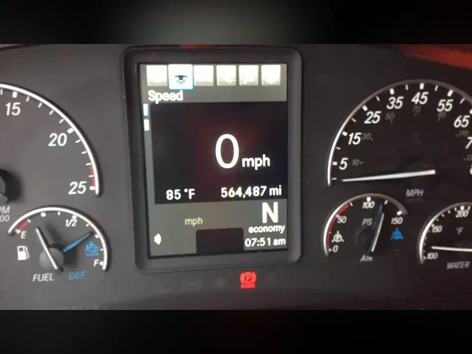2023 Freightliner Cascadia 126d3a18a3bb032e041396c6f071d9a4fef