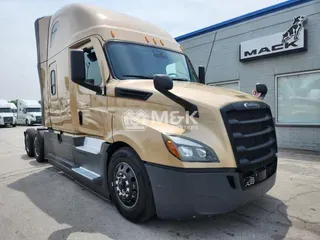 2022 FREIGHTLINER Cascadia 126