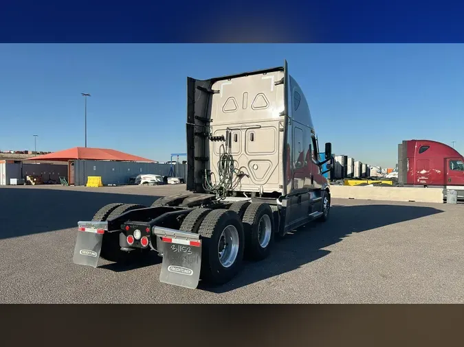 2024 Freightliner Cascadia 126d3a62cedc40d640512dd3aa4a49caa40