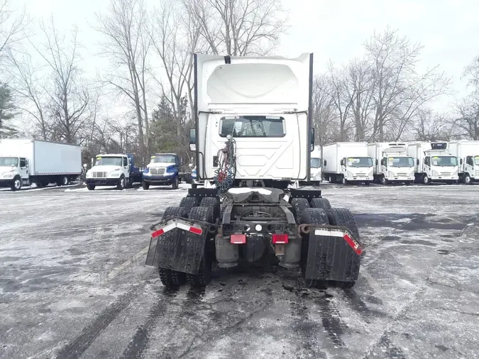 2020 NAVISTAR INTERNATIONAL LT625 DAYCAB T/A