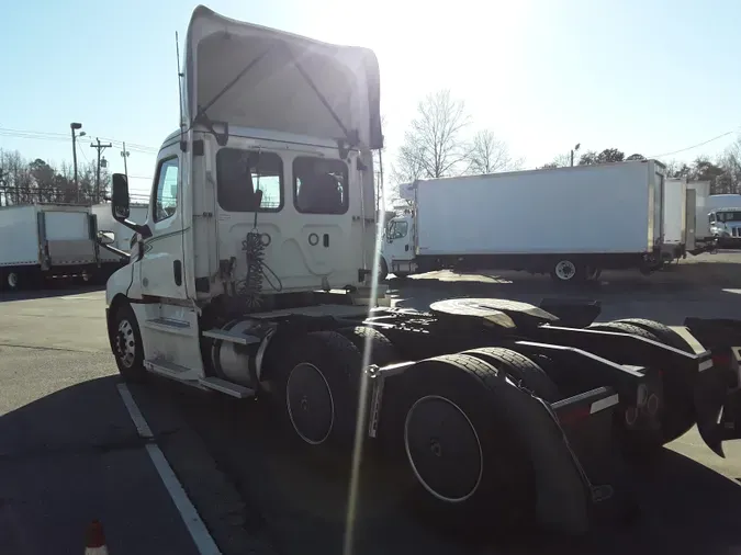 2019 FREIGHTLINER/MERCEDES NEW CASCADIA PX12664