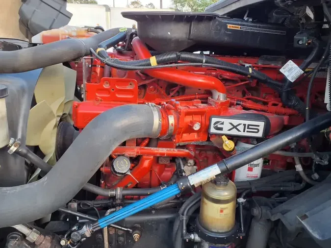 2021 NAVISTAR INTERNATIONAL LT625 DAYCAB S/A