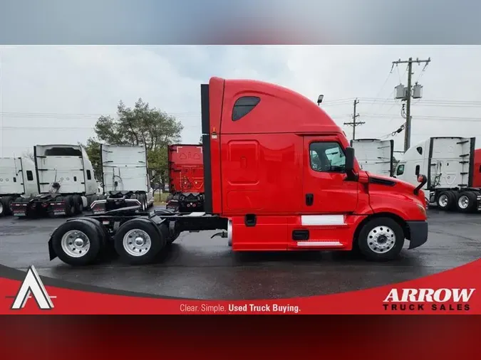 2022 FREIGHTLINER CA126