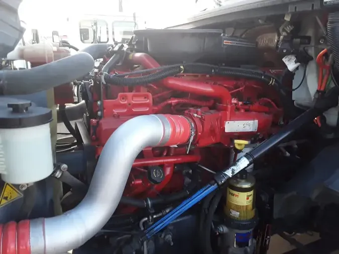 2019 NAVISTAR INTERNATIONAL LT625 DAYCAB T/A