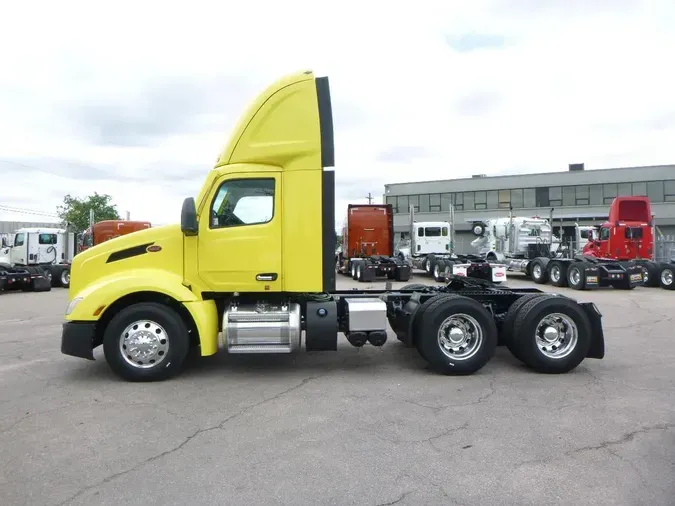 2023 Peterbilt 579d3ade9920b159f8c384368d0901a7d92