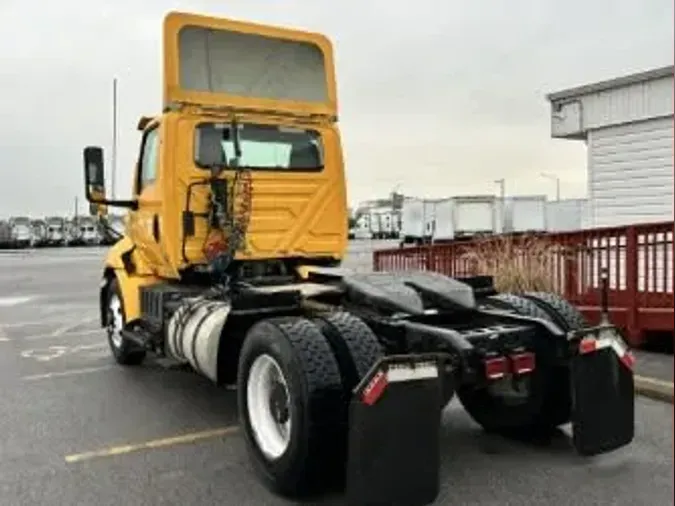 2018 NAVISTAR INTERNATIONAL RH613 DAYCAB S/A