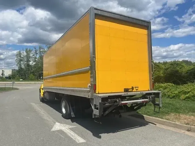 2020 Hino 268A