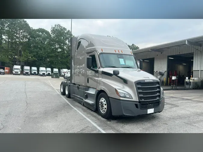 2025 Freightliner Cascadia 126d3b313b5d8c2b000d194fb6f5f42057b