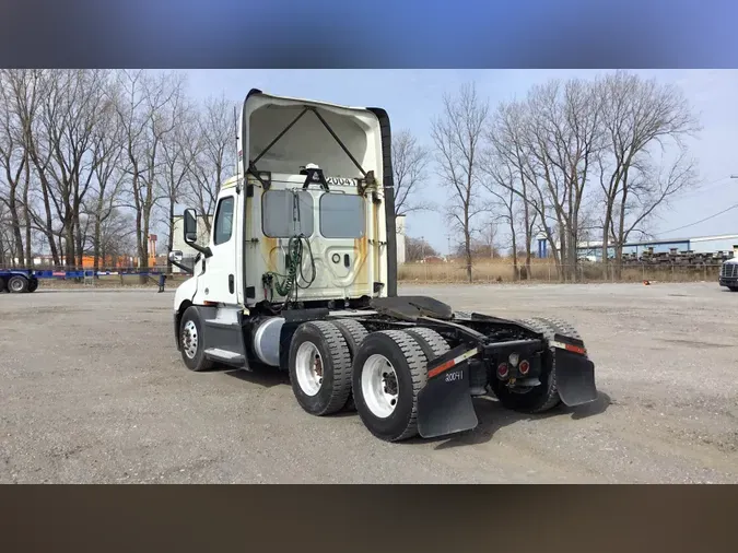 2020 Freightliner Cascadia 126d3ba09c85ce06036c2ccb76c25618489