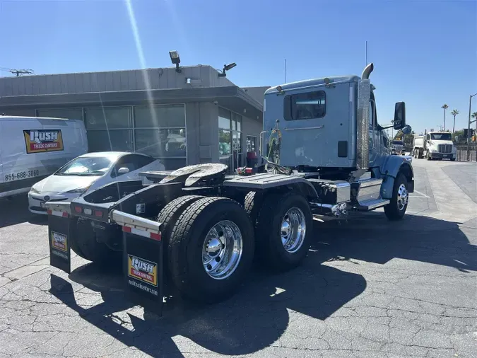 2022 Peterbilt 567