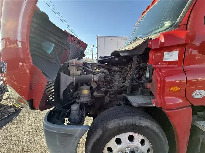 2017 FREIGHTLINER CASCADIA