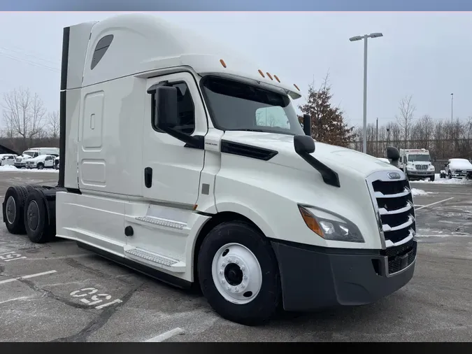 2020 Freightliner Cascadia