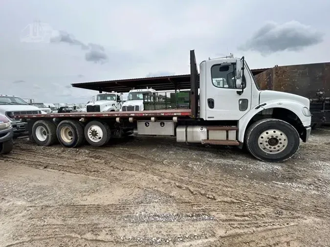 2012 FREIGHTLINER BUSINESS CLASS M2 106