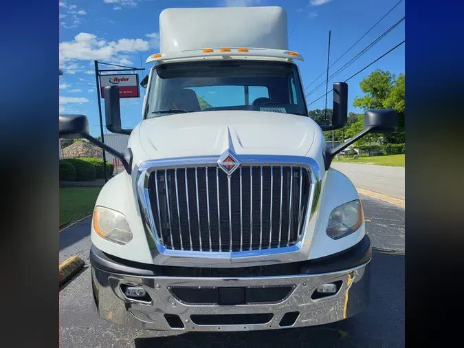 2018 NAVISTAR INTERNATIONAL LT625 DAYCAB T/A